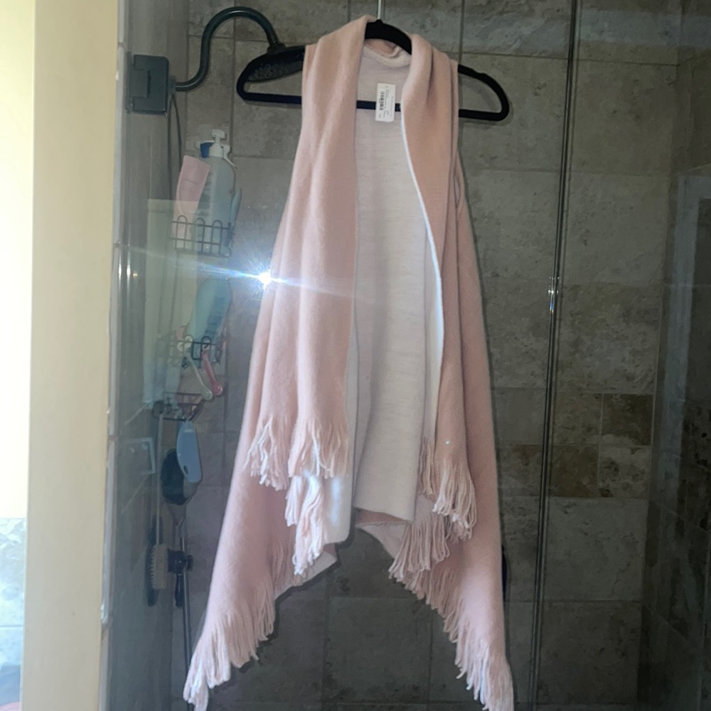 NWT Francesca Collections Cozy Reversible Vest pink and cream